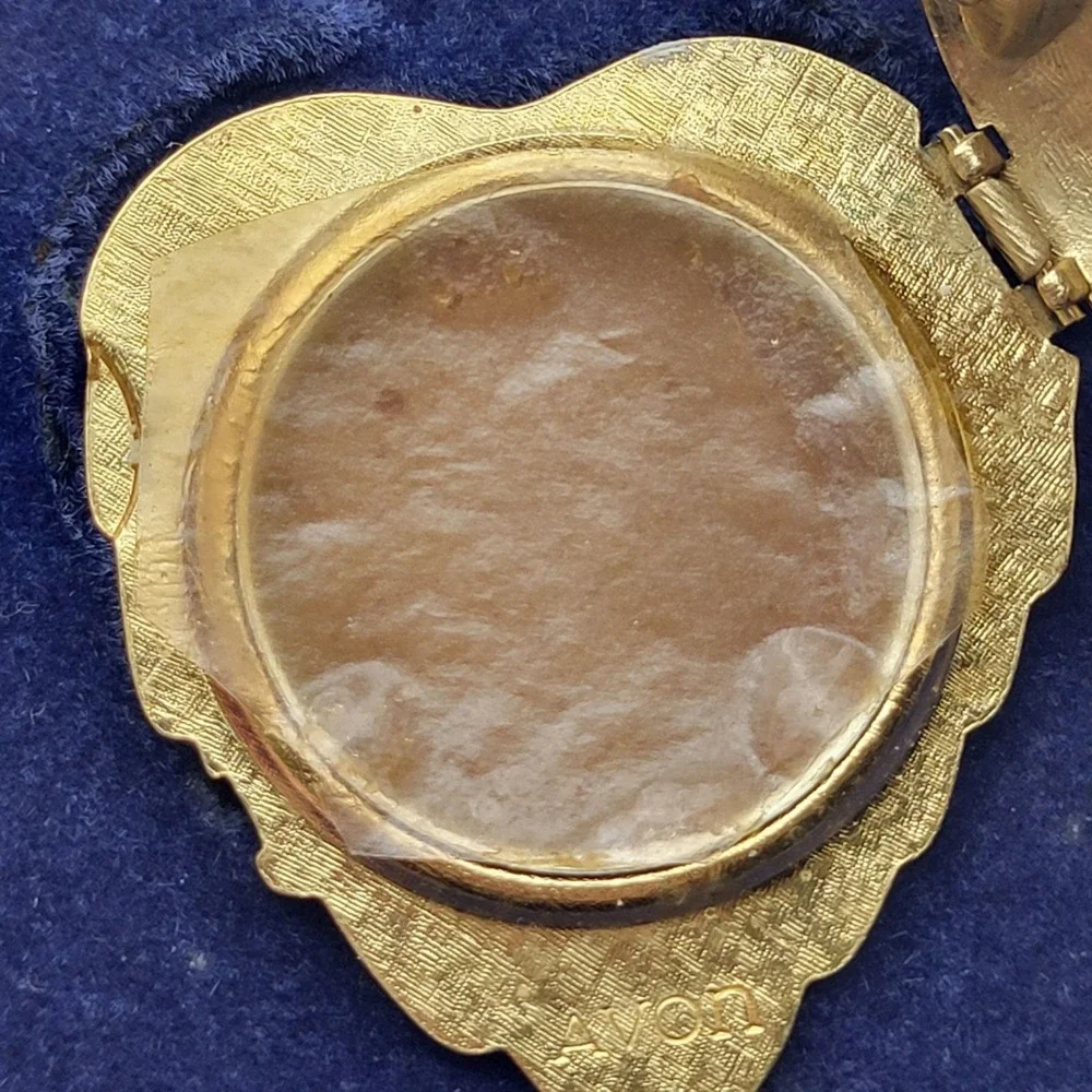 Vintage Avon Gold Tone Locket Brooch Perfume Leaf With Faux Pearl